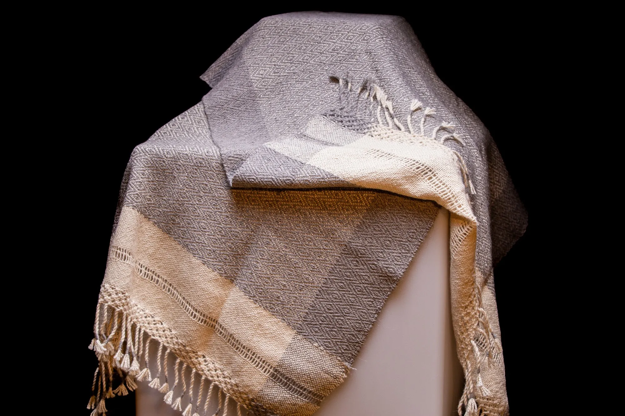 Alpaca Shawl - Natural Grey White Partridge